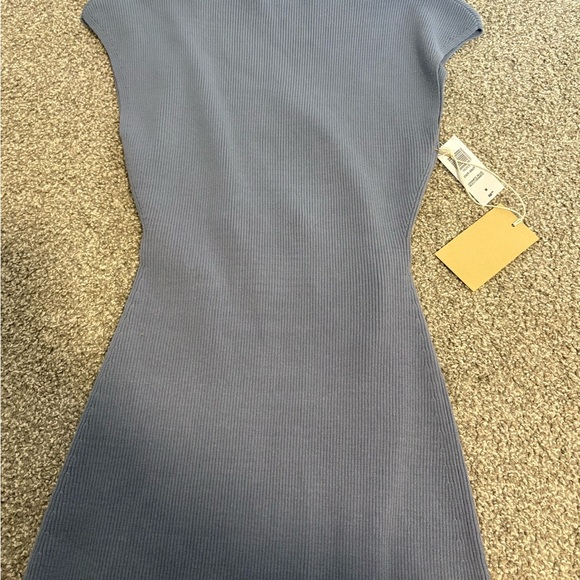 NWT Wilfred Free Cut-out Mini Knit Dress in Granite Blue Size Medium - Picture 10 of 10